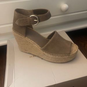 Marc Fisher Wedges